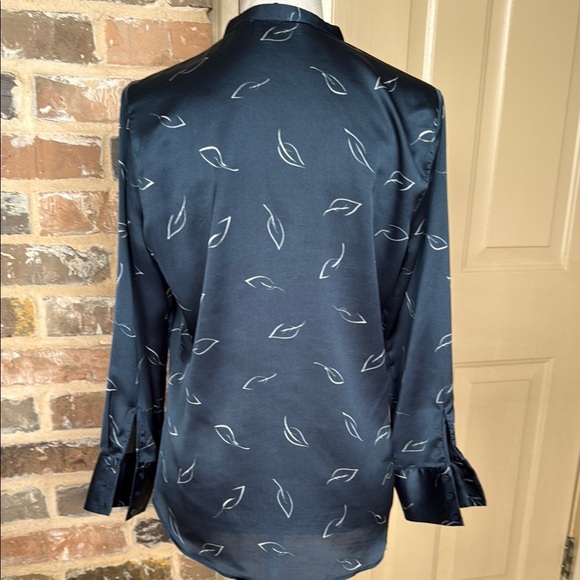 Zara Basic Collection Blue Satin Long Sleeve Leaf Print Blouse Button Cuffs Sz S - Picture 3 of 9
